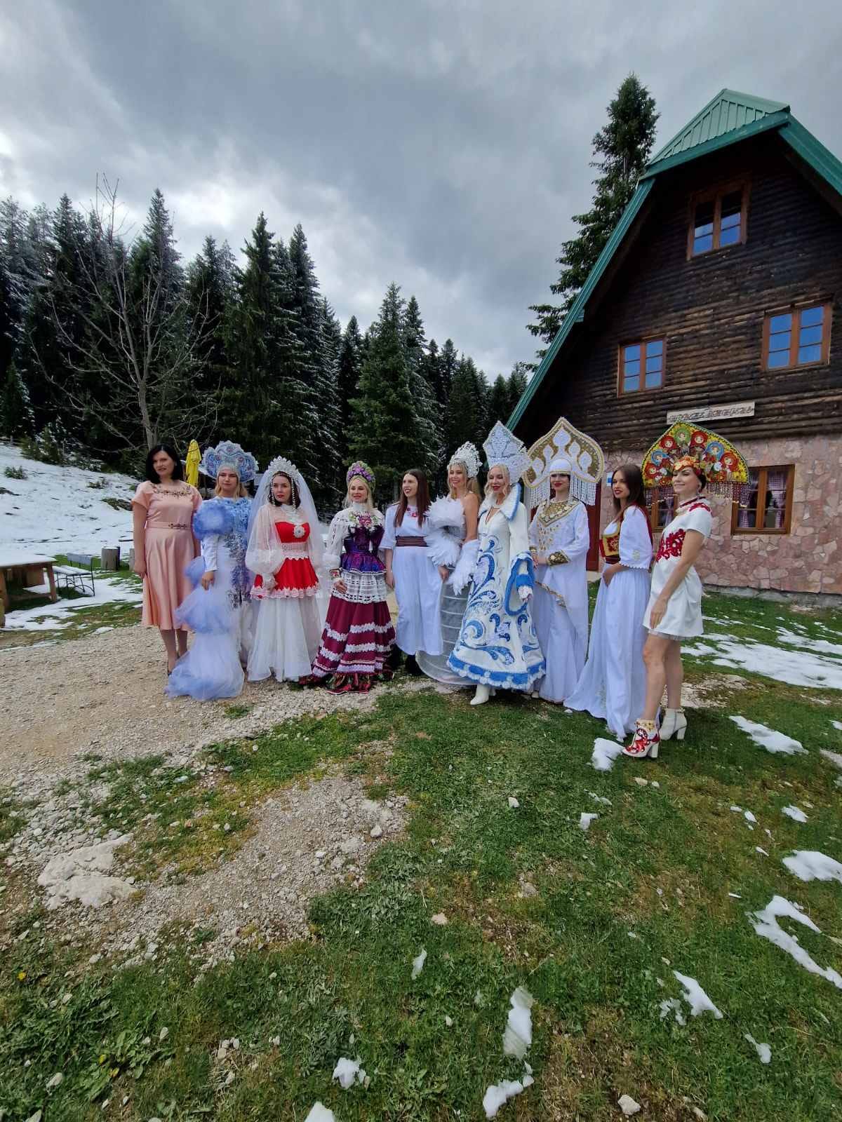 FOTO